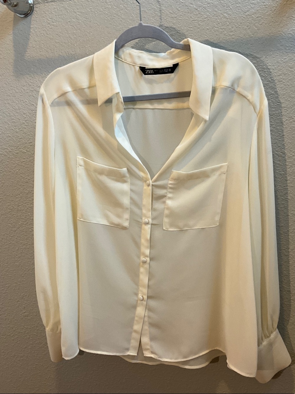 Zara Ivory Button-Front Pocket Blouse